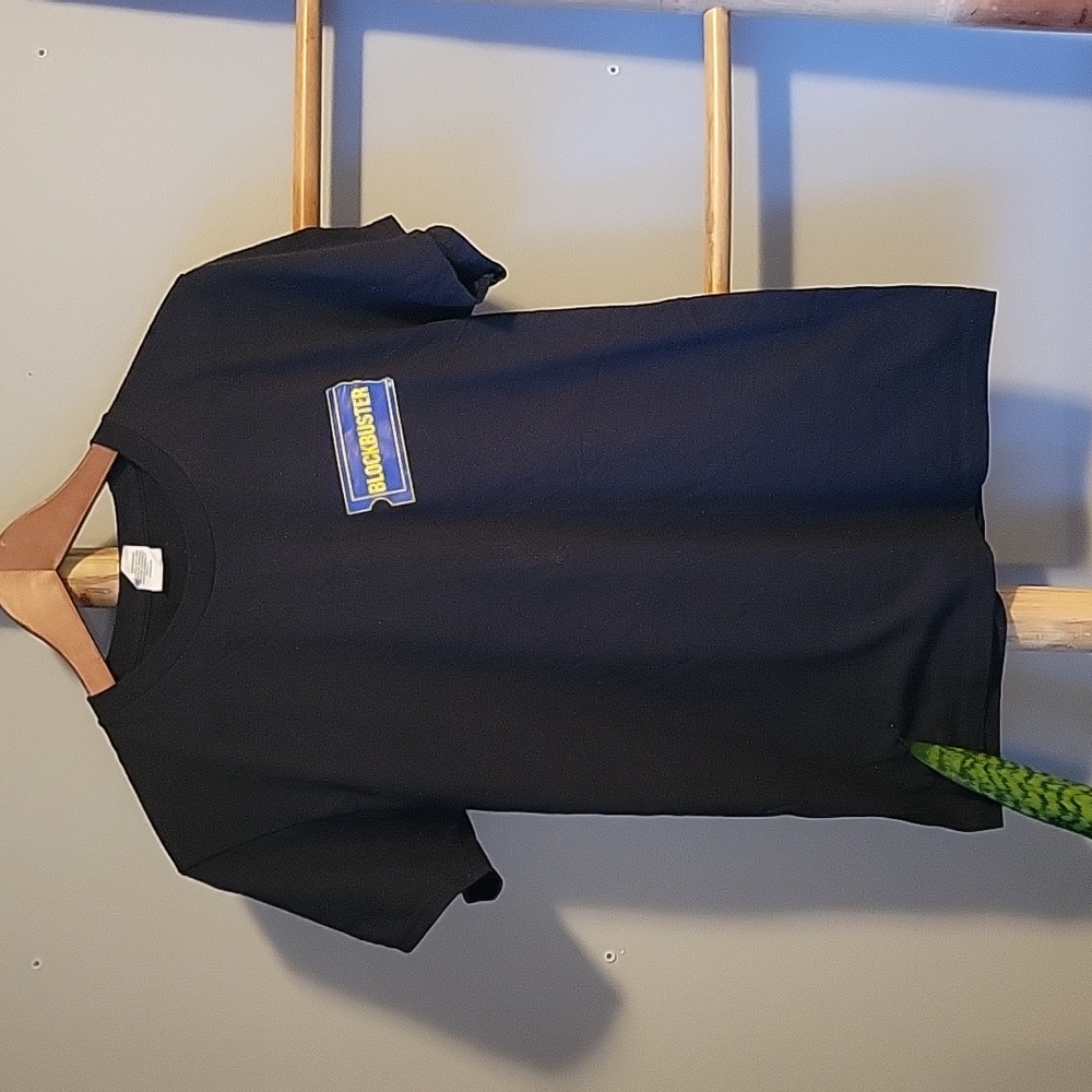 Vintage LAST BLOCKBUSTER VIDEO Employee Uniform T Shirt